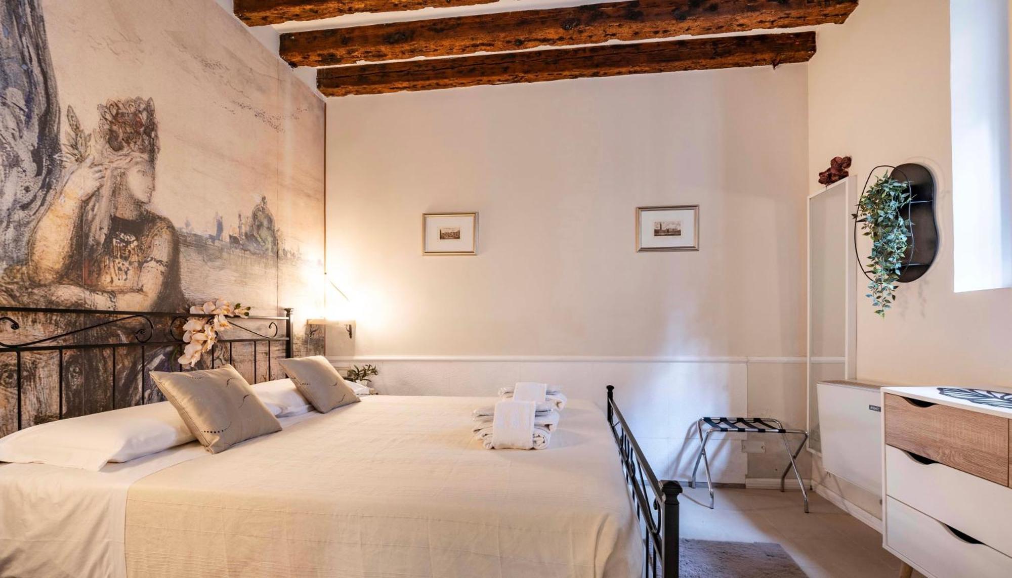 Ca' Pestrin Suite House - San Marco Square Venice Luaran gambar