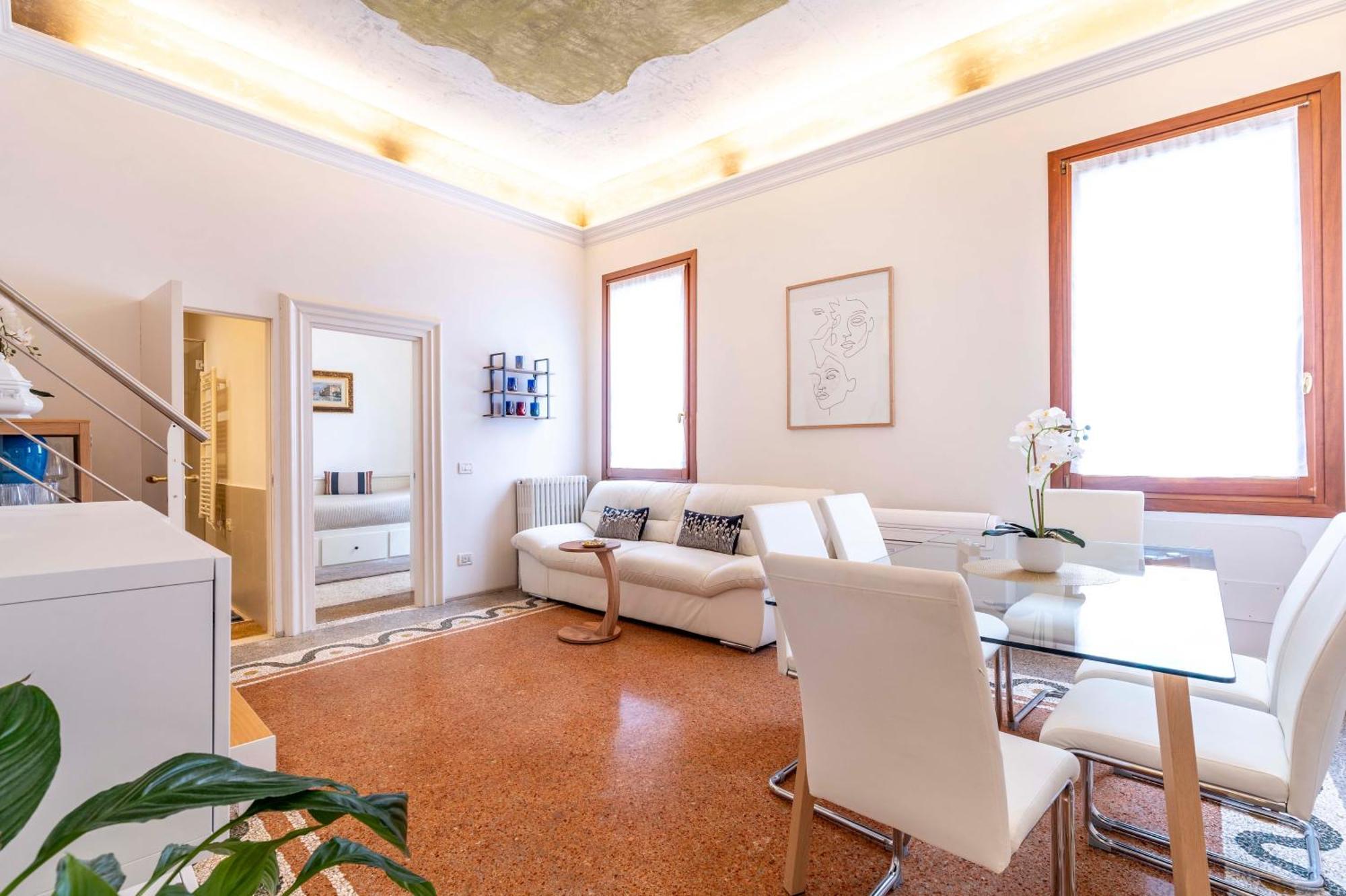 Ca' Pestrin Suite House - San Marco Square Venice Luaran gambar